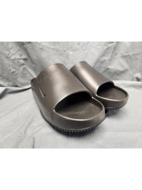 Sandals_&_Flip_Flops
